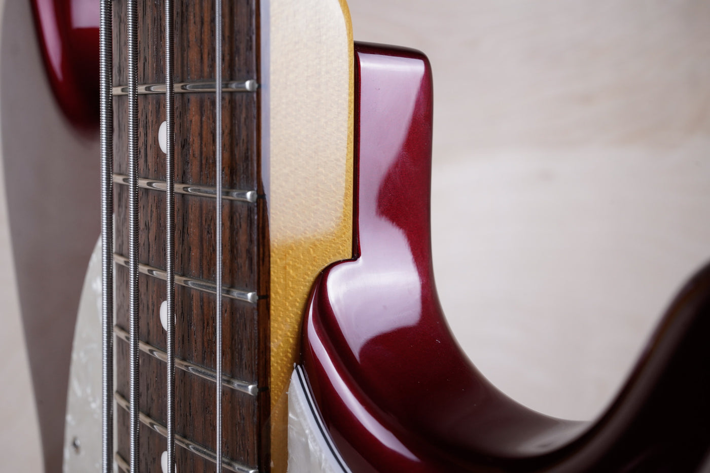 Fender MB98-SD/CO Competition Mustang Bass Reissue CIJ 2008 Old Candy Apple Red Japan w/ Bag