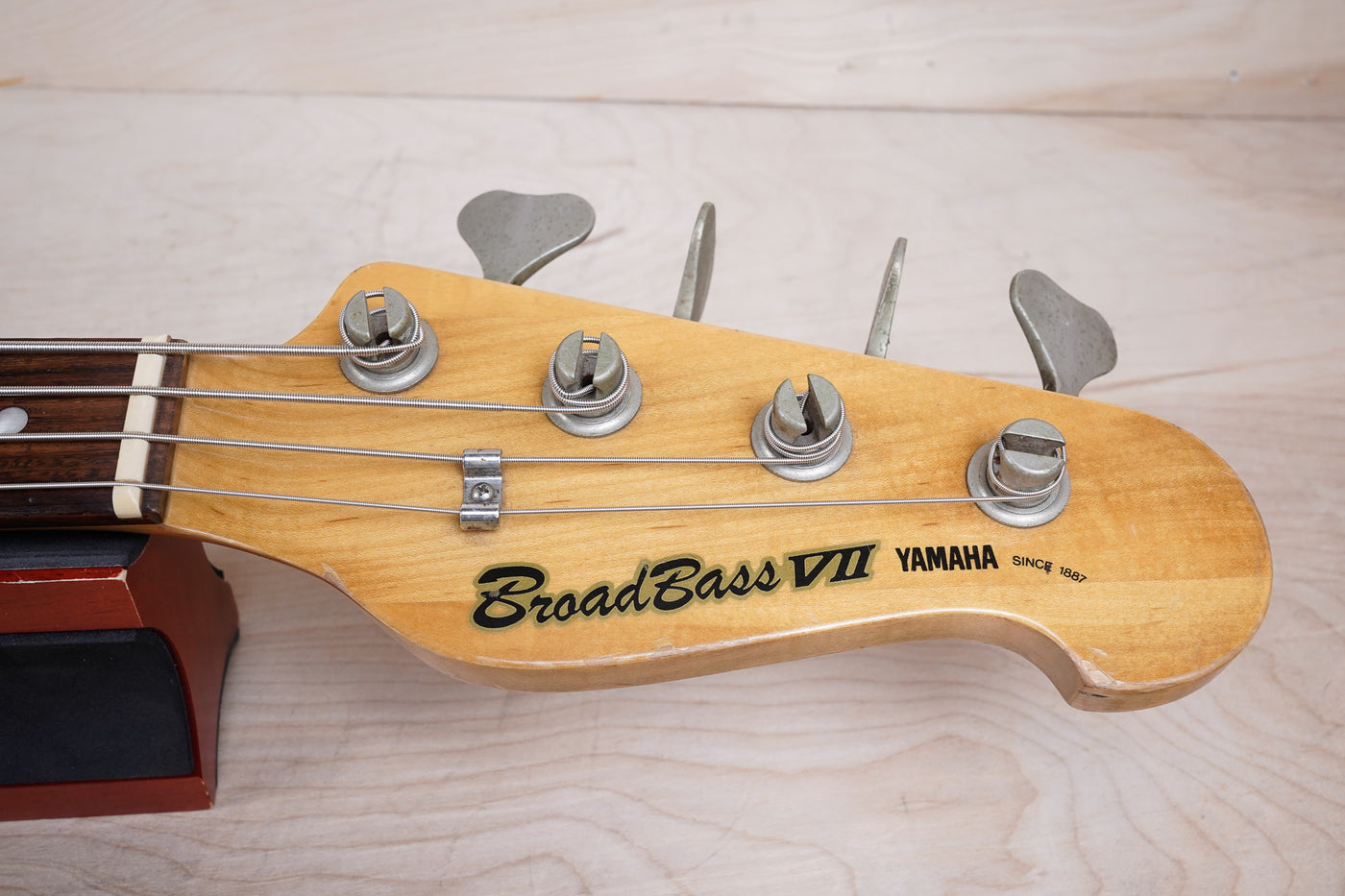 Yamaha Broad Bass BBVII MIJ 1982 Sunburst Vintage Made in Japan w/ Hard Case