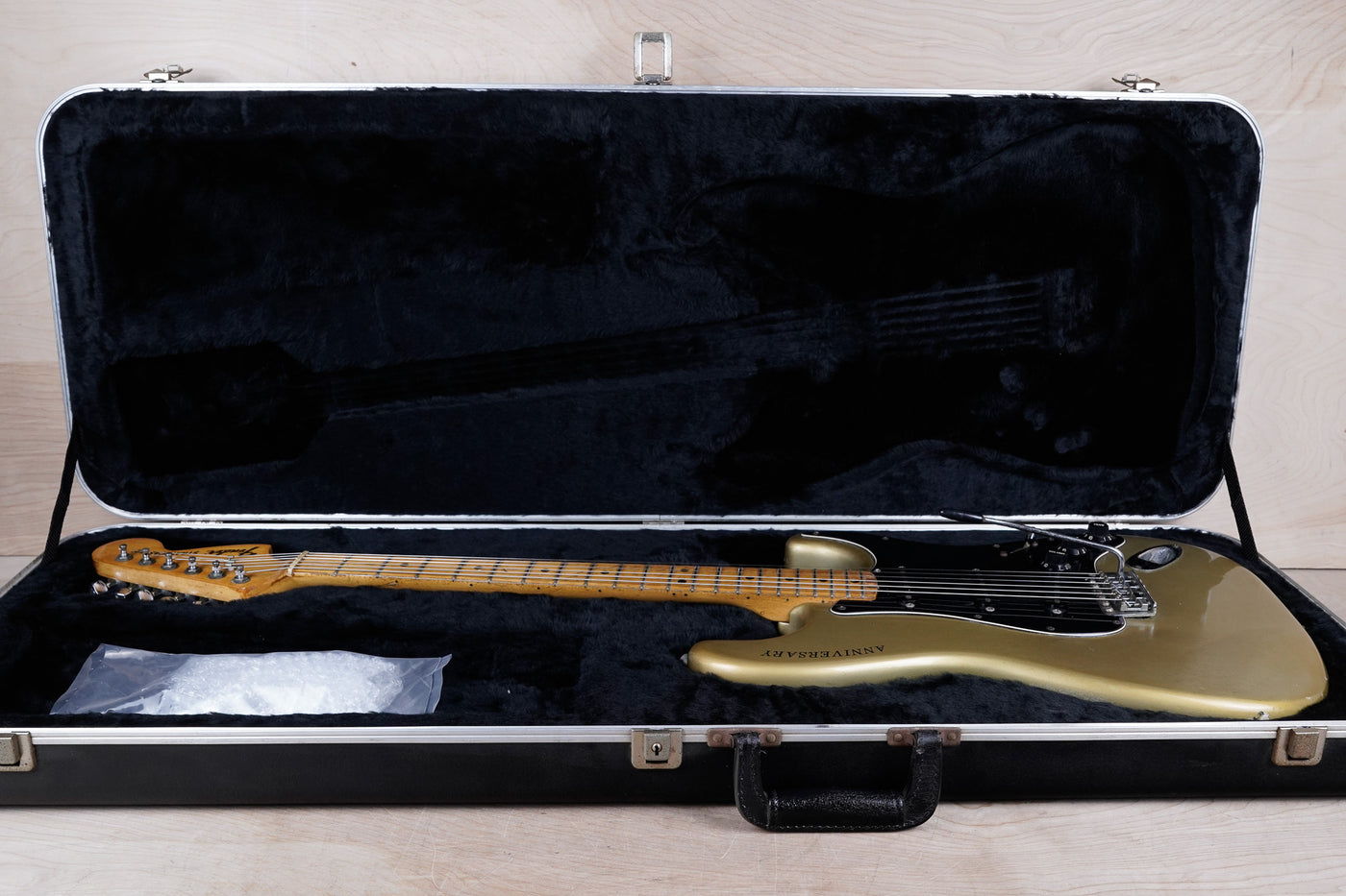 Fender 25th Anniversary Stratocaster 1979 Silver Metallic Vintage USA w/ OHSC