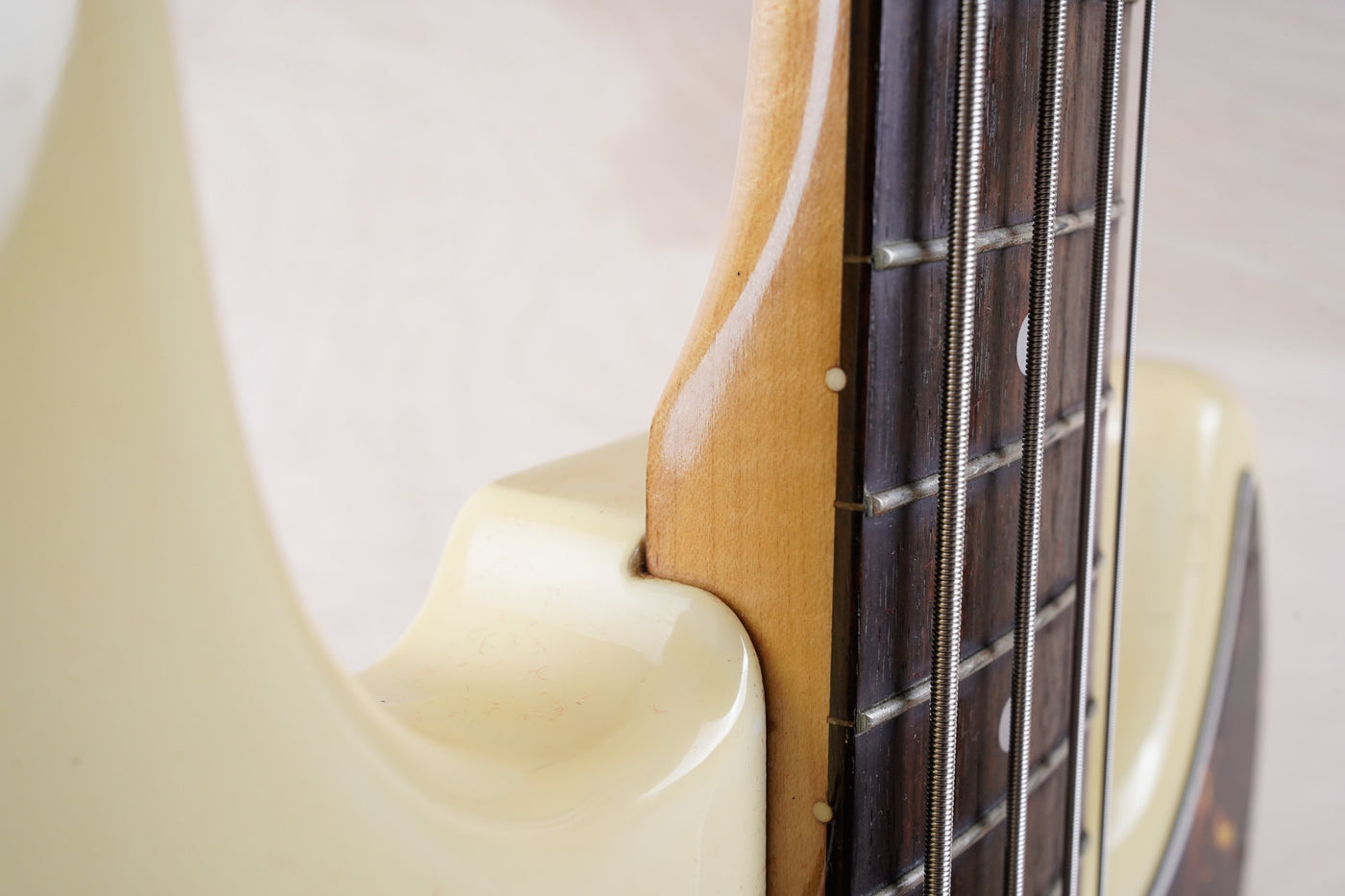 Tokai Jazz Sound AJB45 MIJ 1984 Olympic White Vintage Japan Bass w/ Bag