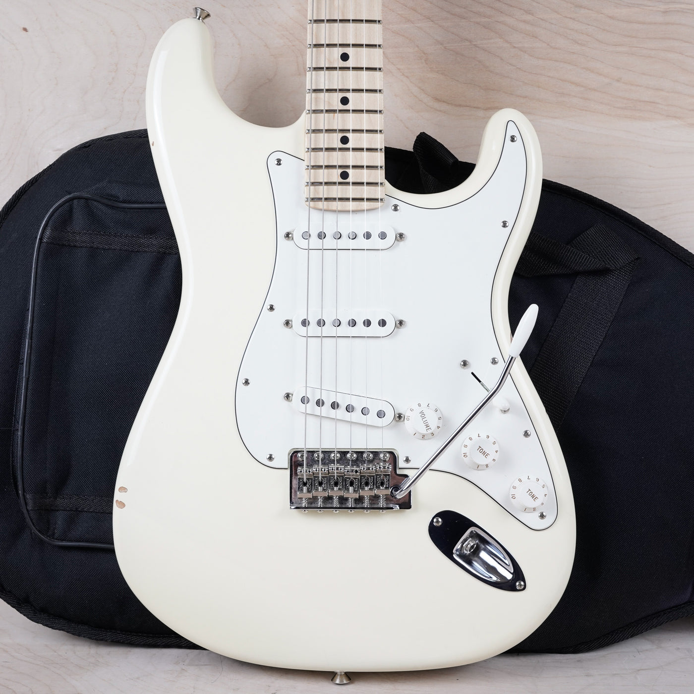 Fender American Special Stratocaster 2018 Olympic White USA w/ Bag