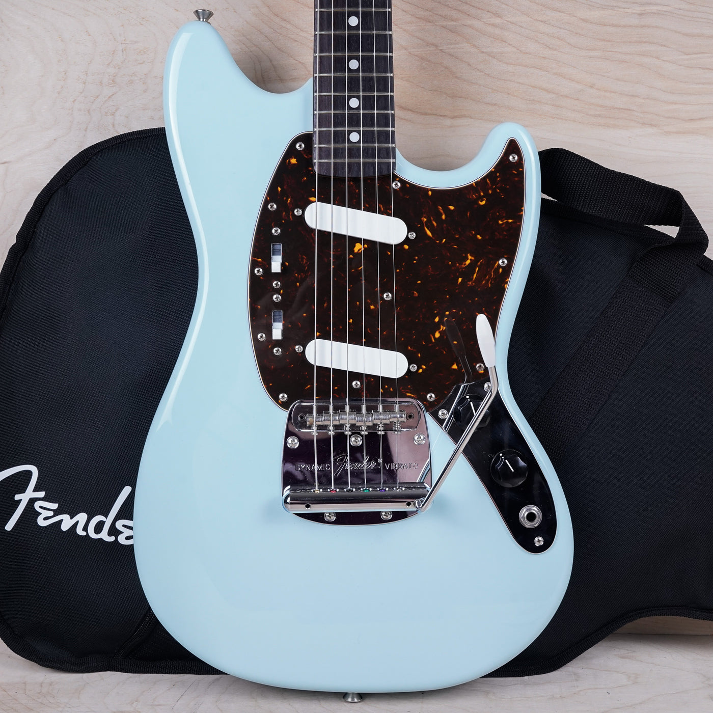 Fender Limited Edition Traditional '70s Mustang MIJ 2020 Sonic Blue w/ Bag