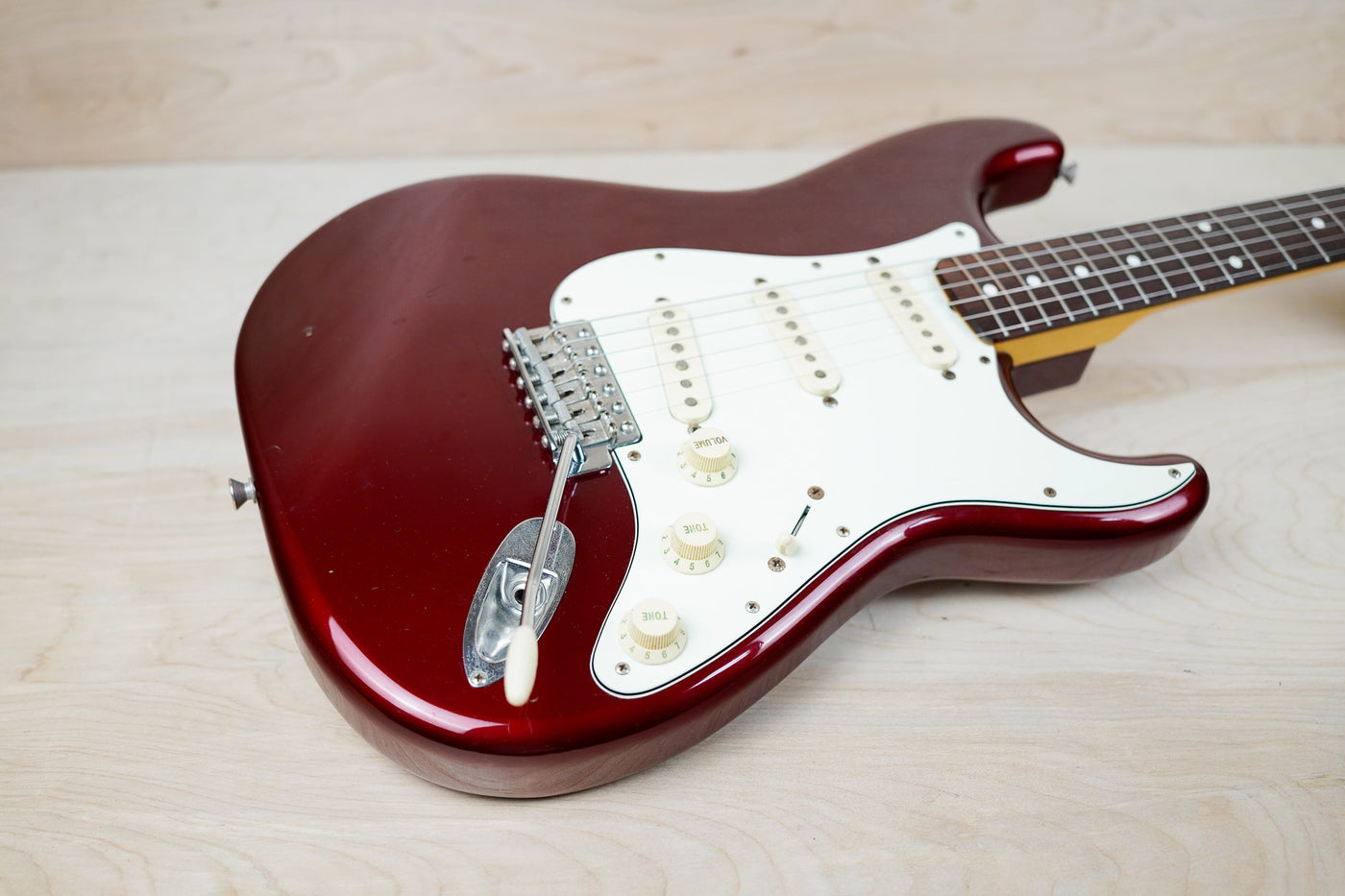 Fender Japan Exclusive Classic '60s Stratocaster 2015 Candy Apple Red w/ Hard Case