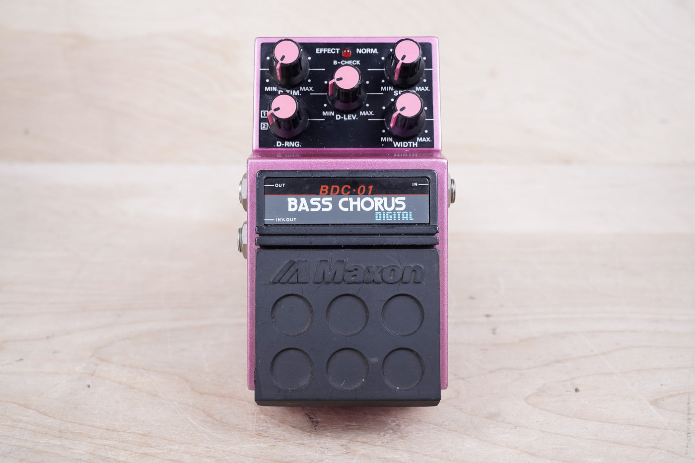 Maxon BDC-01 Bass Chorus 1980s Pink Vintage Made in Japan MIJ