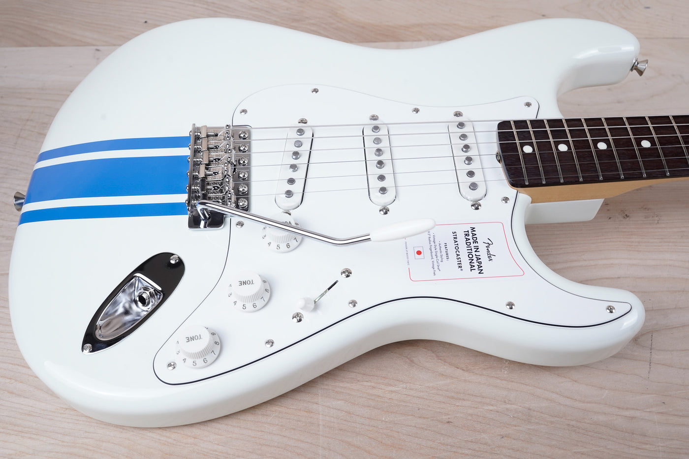 Fender Traditional II '60s Stratocaster MIJ 2023 Olympic White w/ Blue Competition Stripe Japan w/ Bag