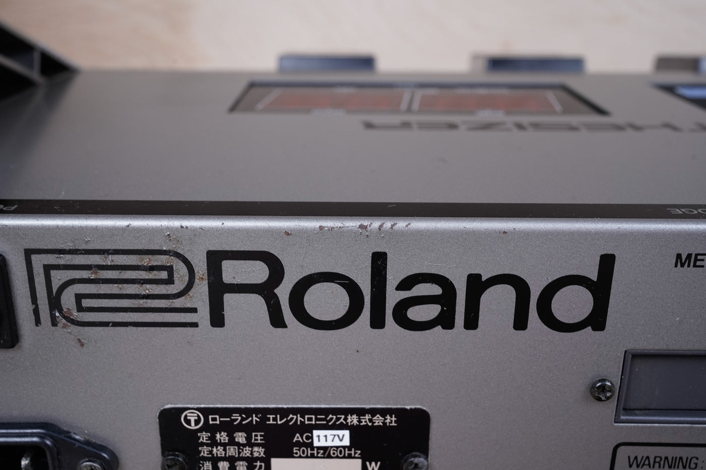 Roland GR-700 Programmable Analog Guitar Synthesizer Pedal 1986 Made in Japan MIJ