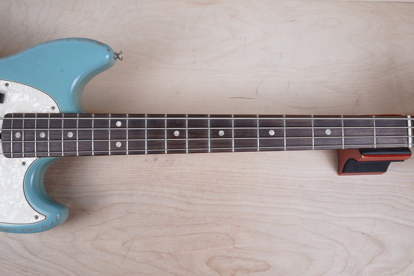 Fender JMJ Justin Meldal-Johnsen Road Worn Signature Mustang Bass 2019 Faded Daphne Blue w/ Bag