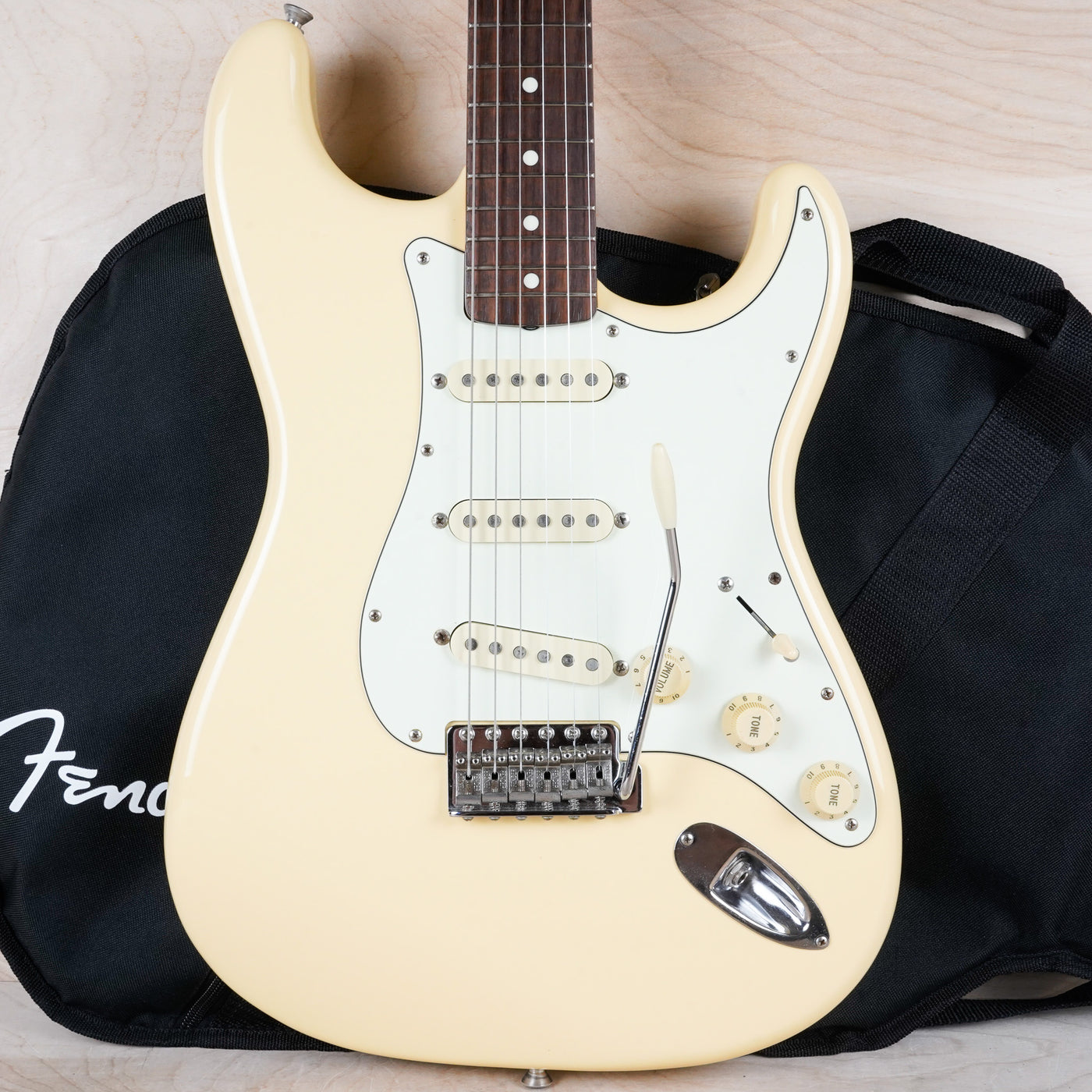 Fender Traditional '60s Stratocaster MIJ 2018 Vintage White