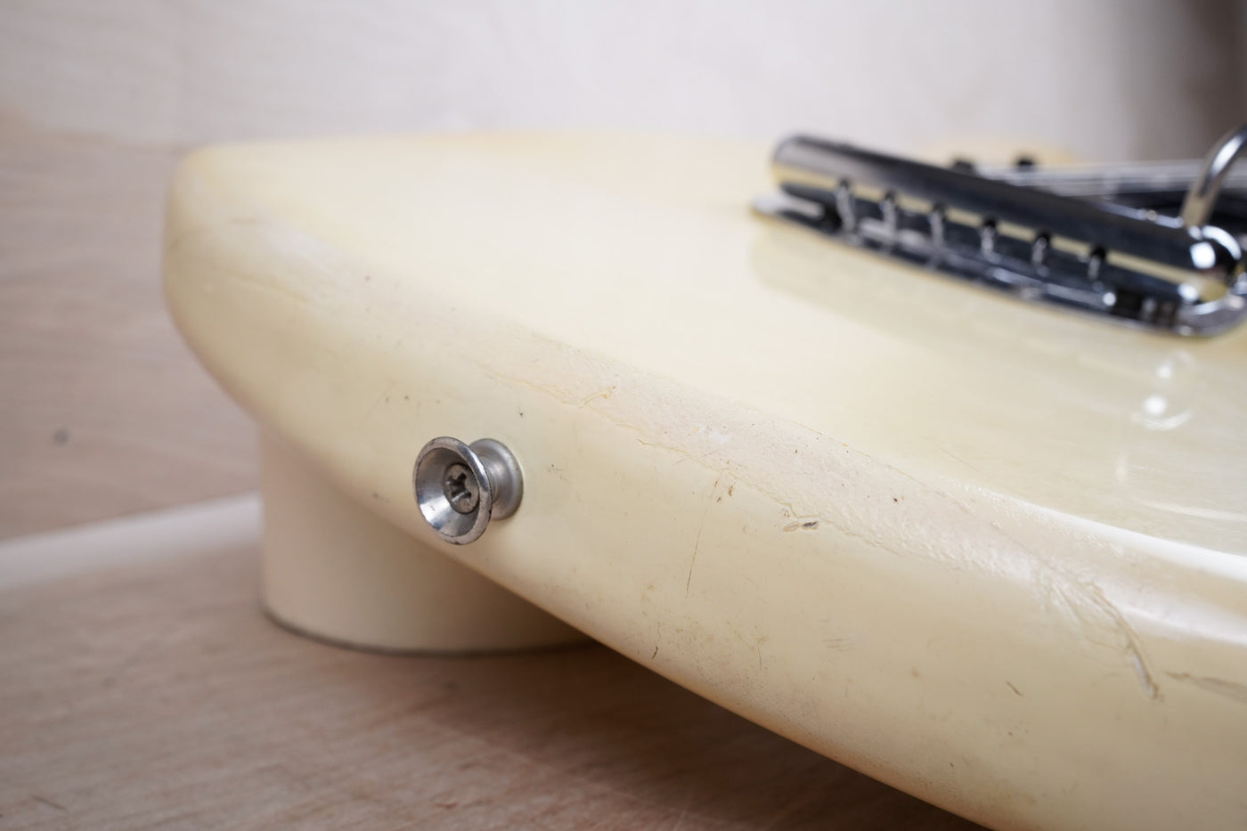 Fender Mustang 1978 Olympic White Vintage USA w/ Bag