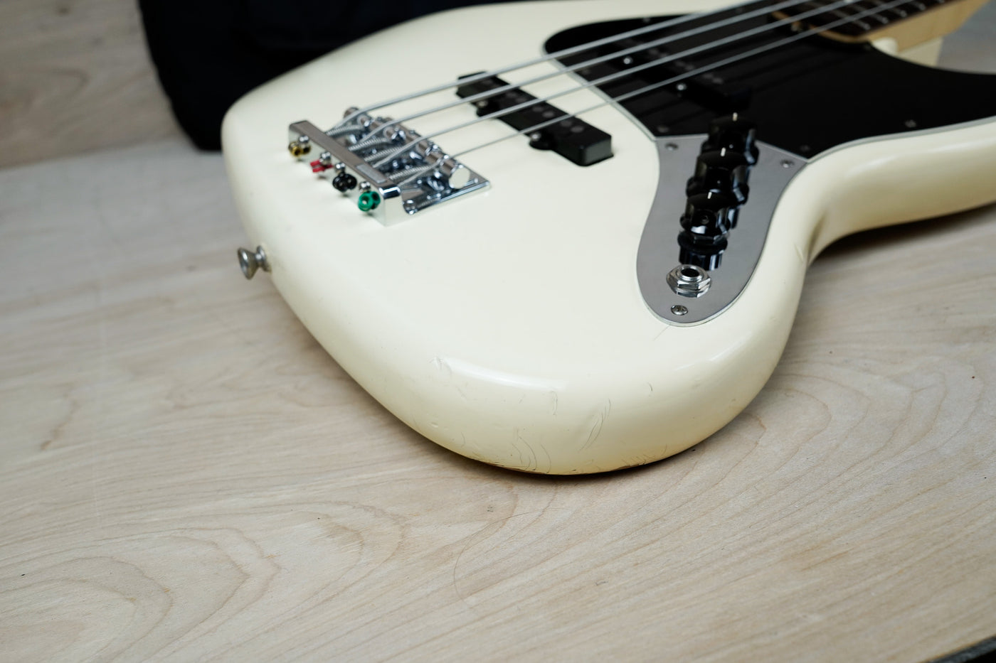 Fender American Special Jazz Bass 2010 Olympic White w/ Bag