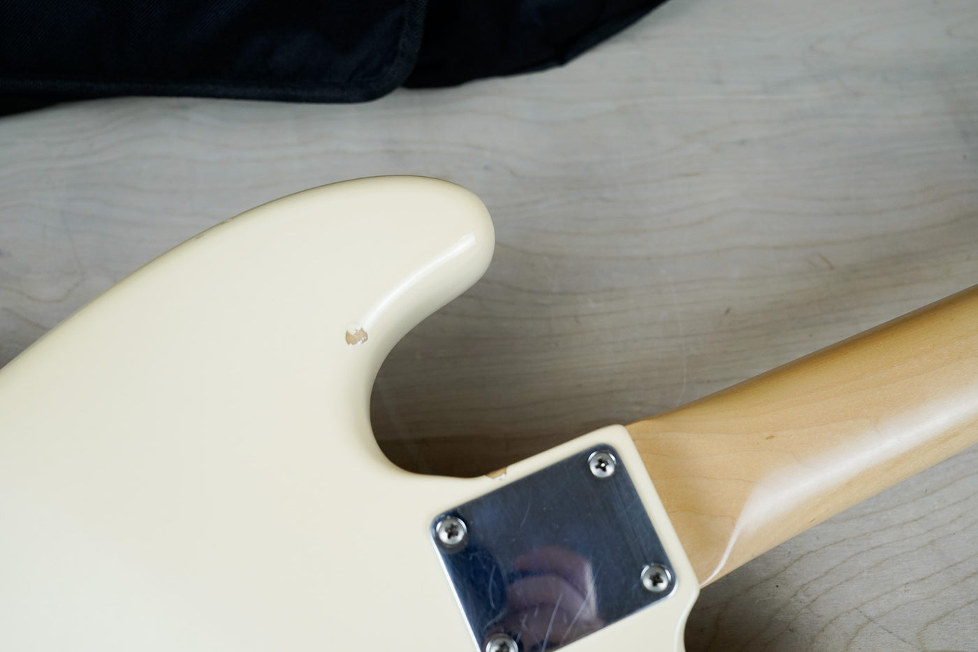 Fender American Special Jazz Bass 2010 Olympic White w/ Bag