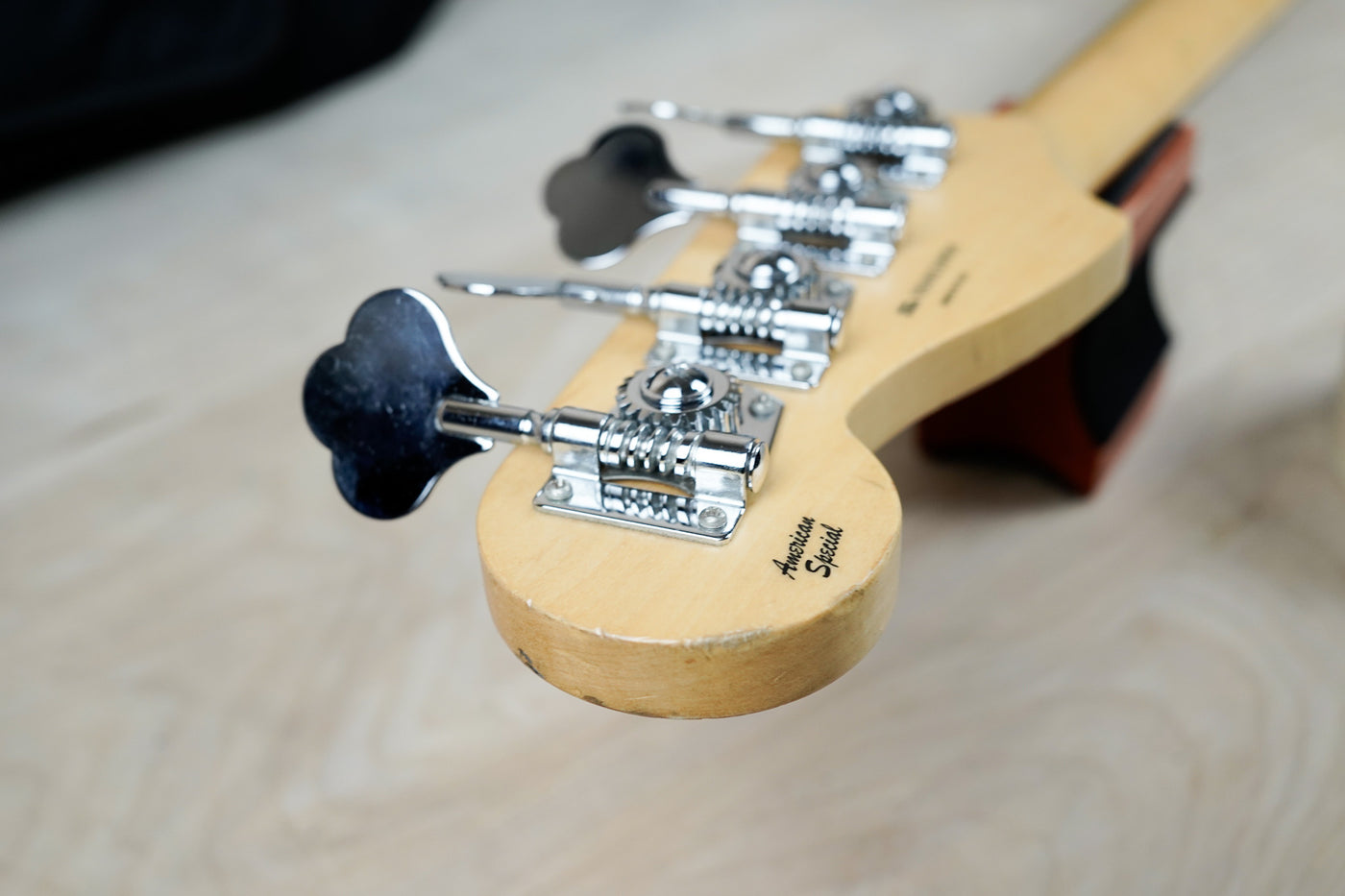 Fender American Special Jazz Bass 2010 Olympic White w/ Bag