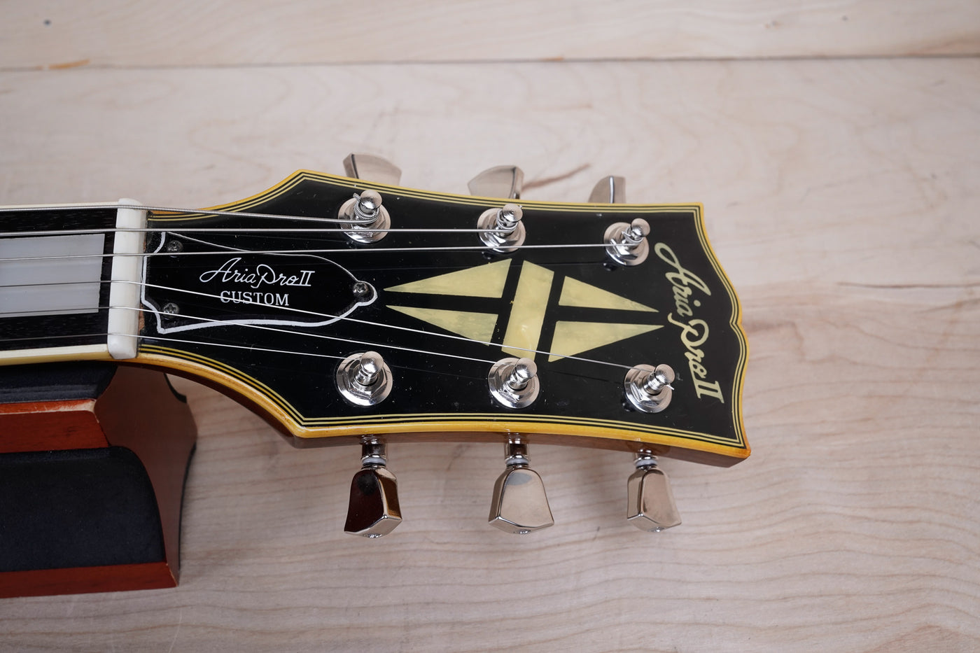 Aria Pro II LC-600 MIJ 1979 Violin Finish Vintage Made in Japan Matsumoku LP Custom Type w/ Hard Case
