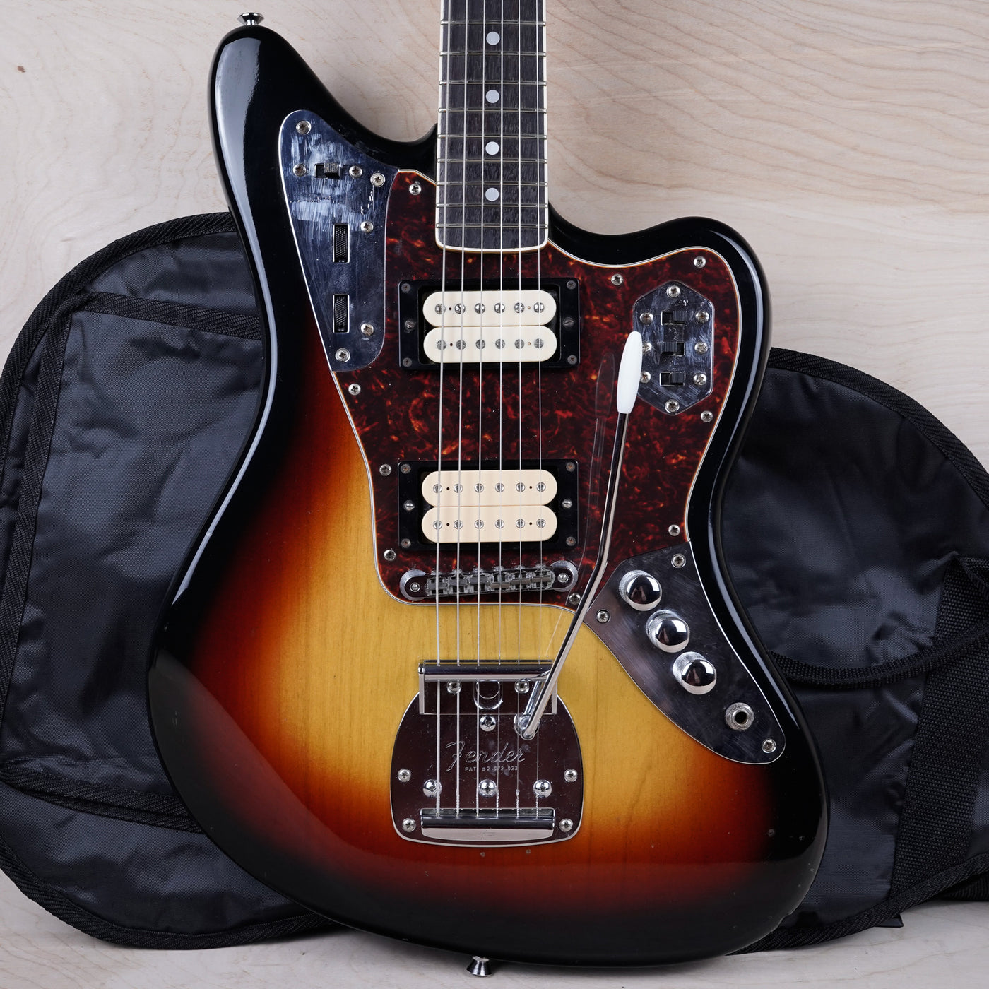 Fender HJG-66KC V Ikebe Limited Kurt Cobain Signature Jaguar CIJ 2002 Sunburst Japan w/ Bag