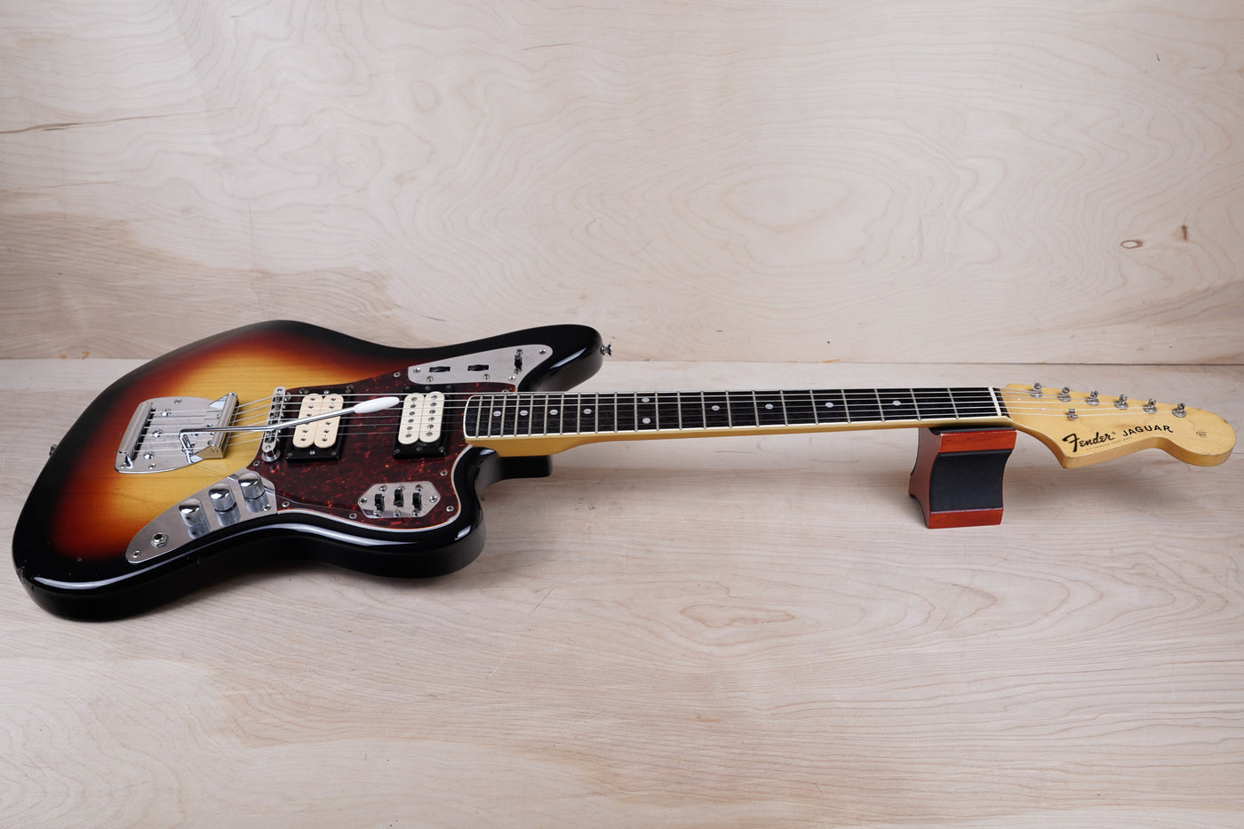 Fender HJG-66KC V Ikebe Limited Kurt Cobain Signature Jaguar CIJ 2002 Sunburst Japan w/ Bag