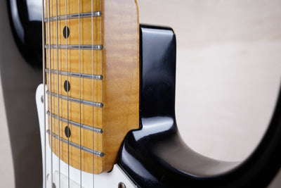 Fender 40th Anniversary ST54-70AS Stratocaster Reissue MIJ 1994 Black Japan w/ Foto Flame Neck w/ Bag
