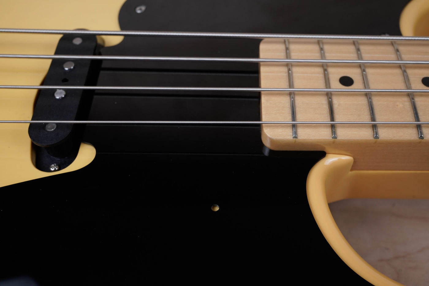 Fender Traditional II Original '50s Precision Bass MIJ 2022 Butterscotch Blonde w/ Bag