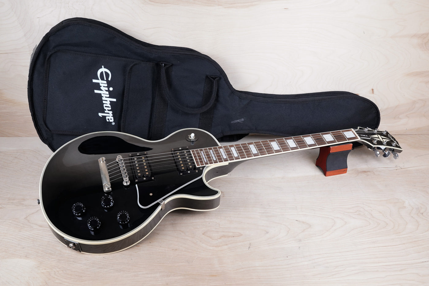 Epiphone LPC-80 Les Paul Custom MIJ 2000 Ebony Made in Japan w/ Bag