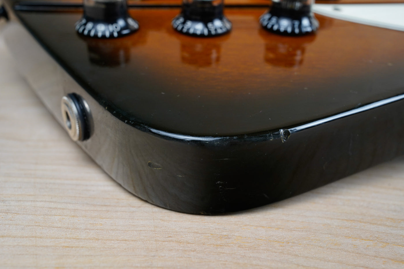 Gibson Thunderbird IV 1997 Vintage Sunburst Bass w/ OHSC