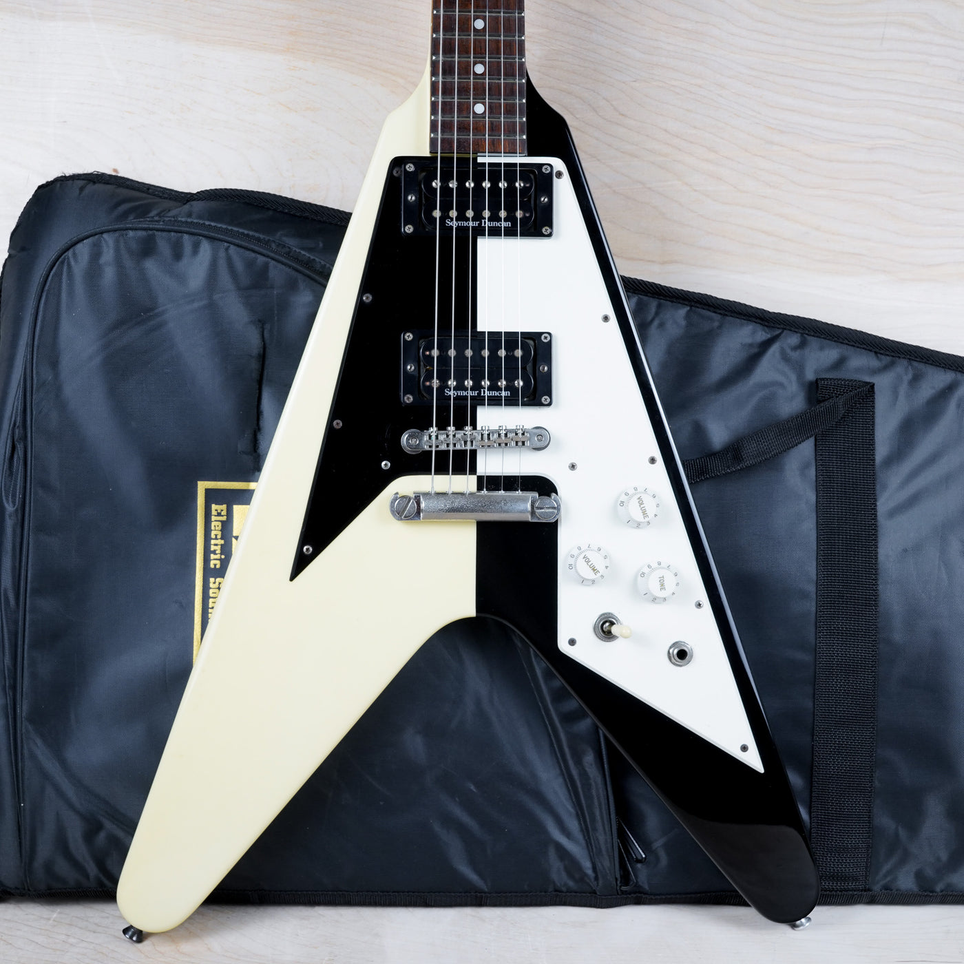 ESP Edwards E-FV-125WB Michael Schenker Signature Flying V 2007 Black and White w/ Bag