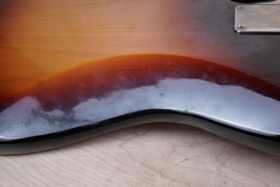 Fender JB62-77FL Fretless Jazz Bass Reissue CIJ 1997 Sunburst Japan w/ Bag