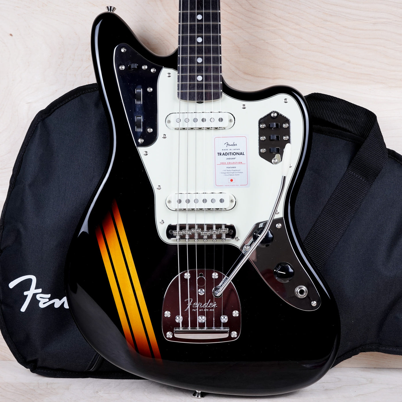 Fender Made in Japan 2025 Collection Traditional II '60s Jaguar 2025 Black w/ Sunburst Competition Stripe w/ Bag