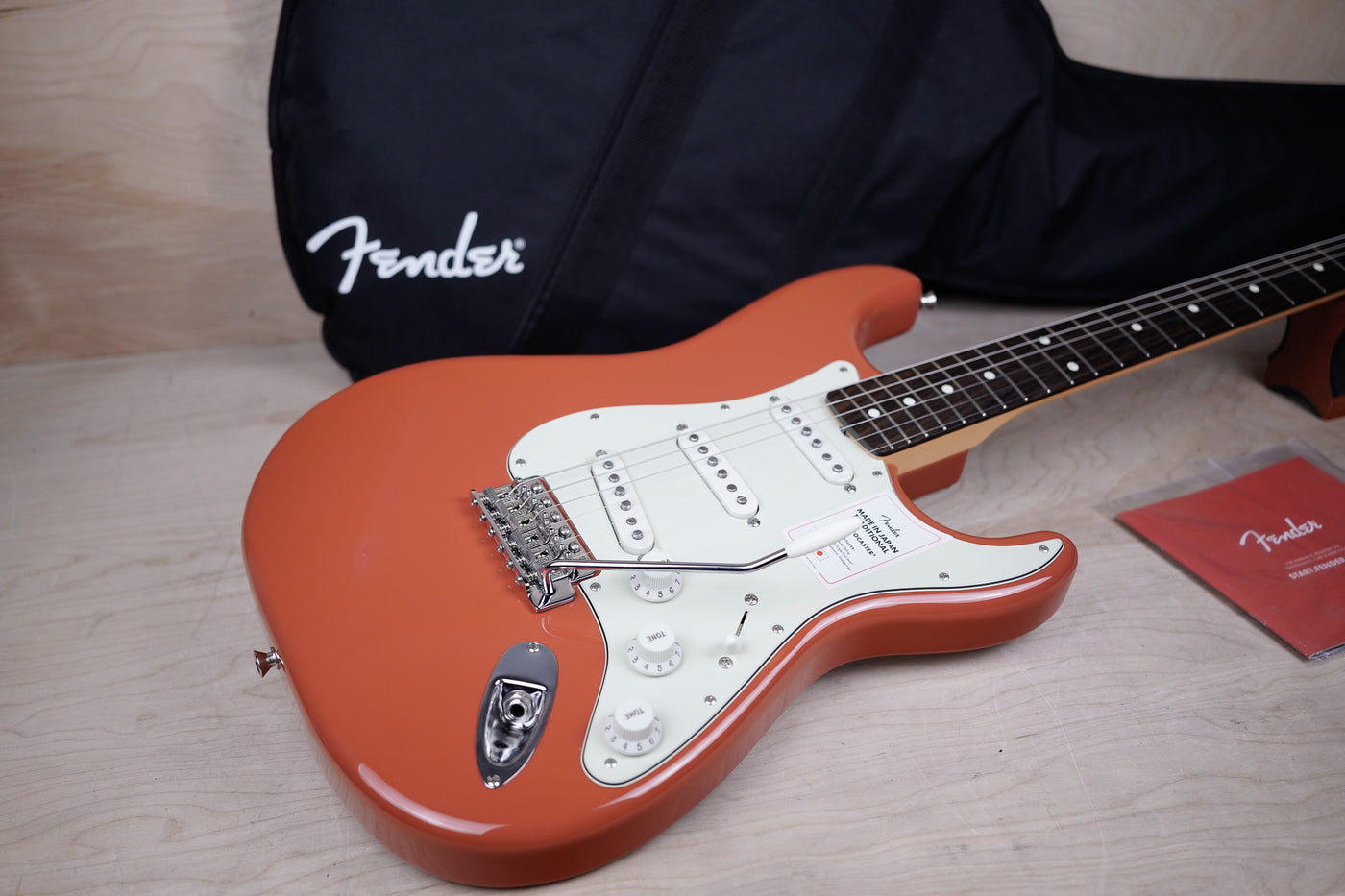 Fender Traditional '60s Stratocaster MIJ 2023 Fiesta Red Made in Japan w/ Bag