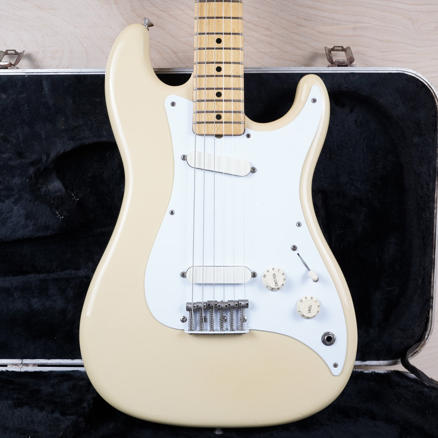 Fender Bullet S2 1982 Ivory USA Vintage w/ OHSC