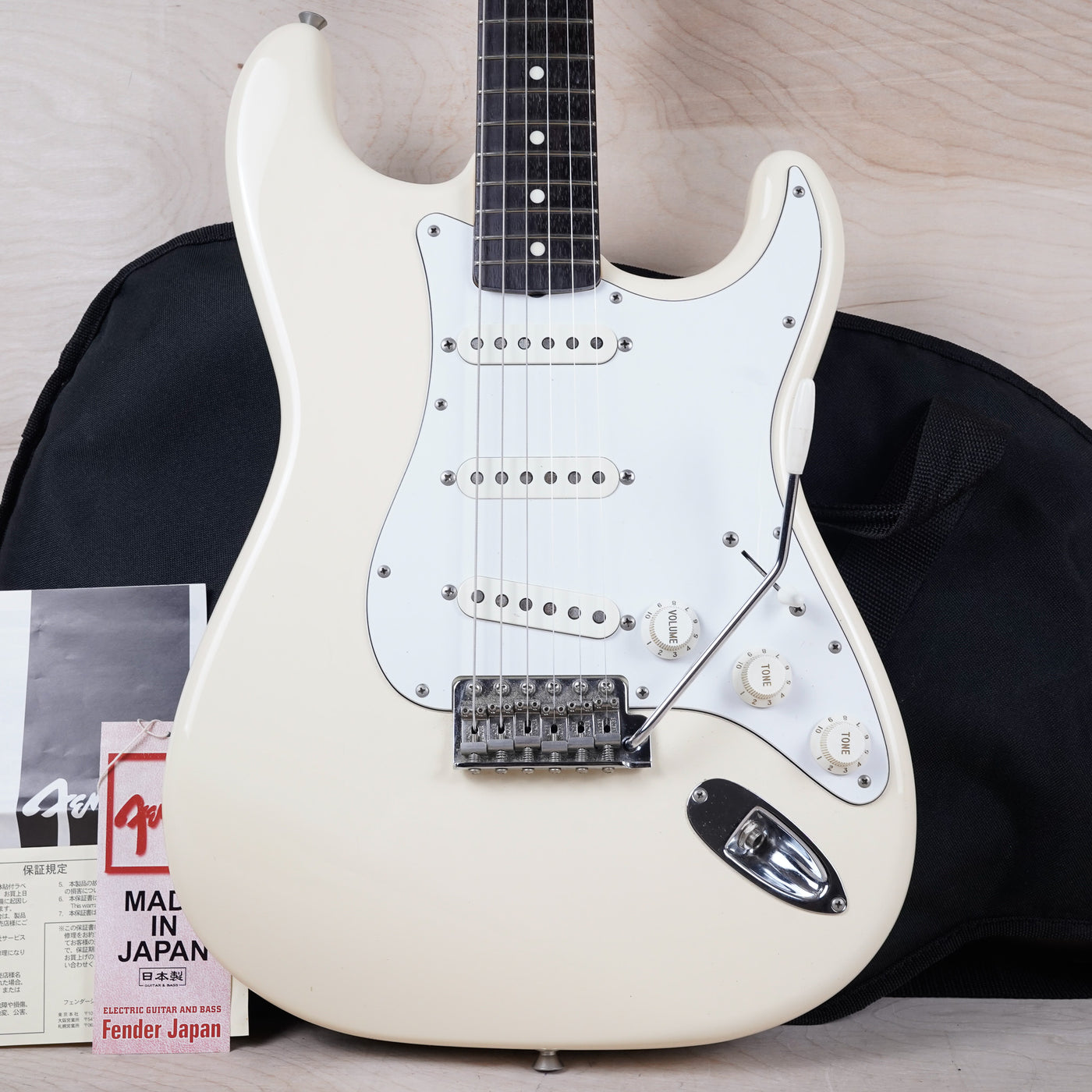 Fender ST62-US Stratocaster Reissue 2012 Vintage White USA Pickups Made in Japan w/ Bag