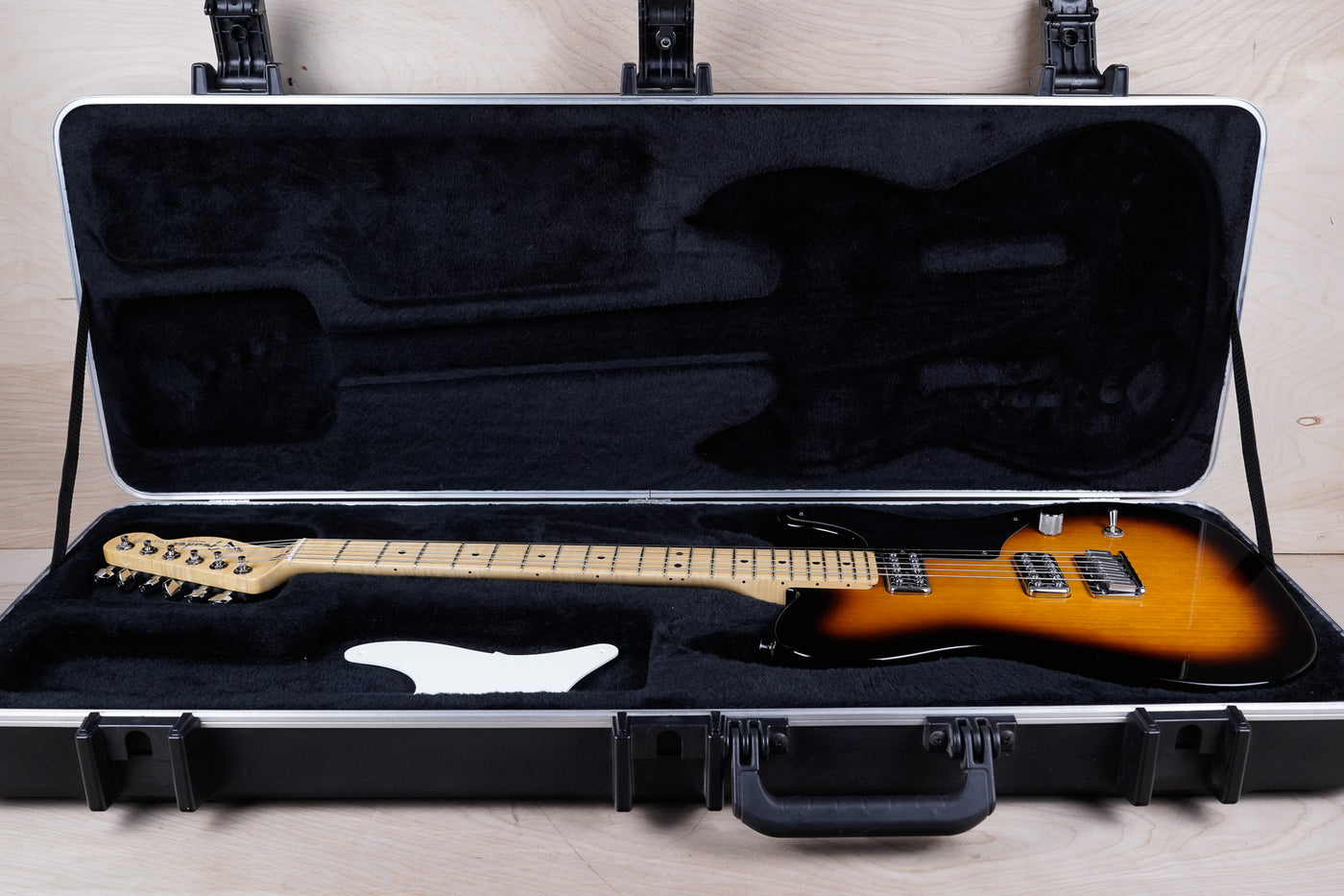 Fender "Tele-bration" Limited Edition 60th Anniversary American Cabronita Telecaster 2011 Sunburst USA w/ OHSC