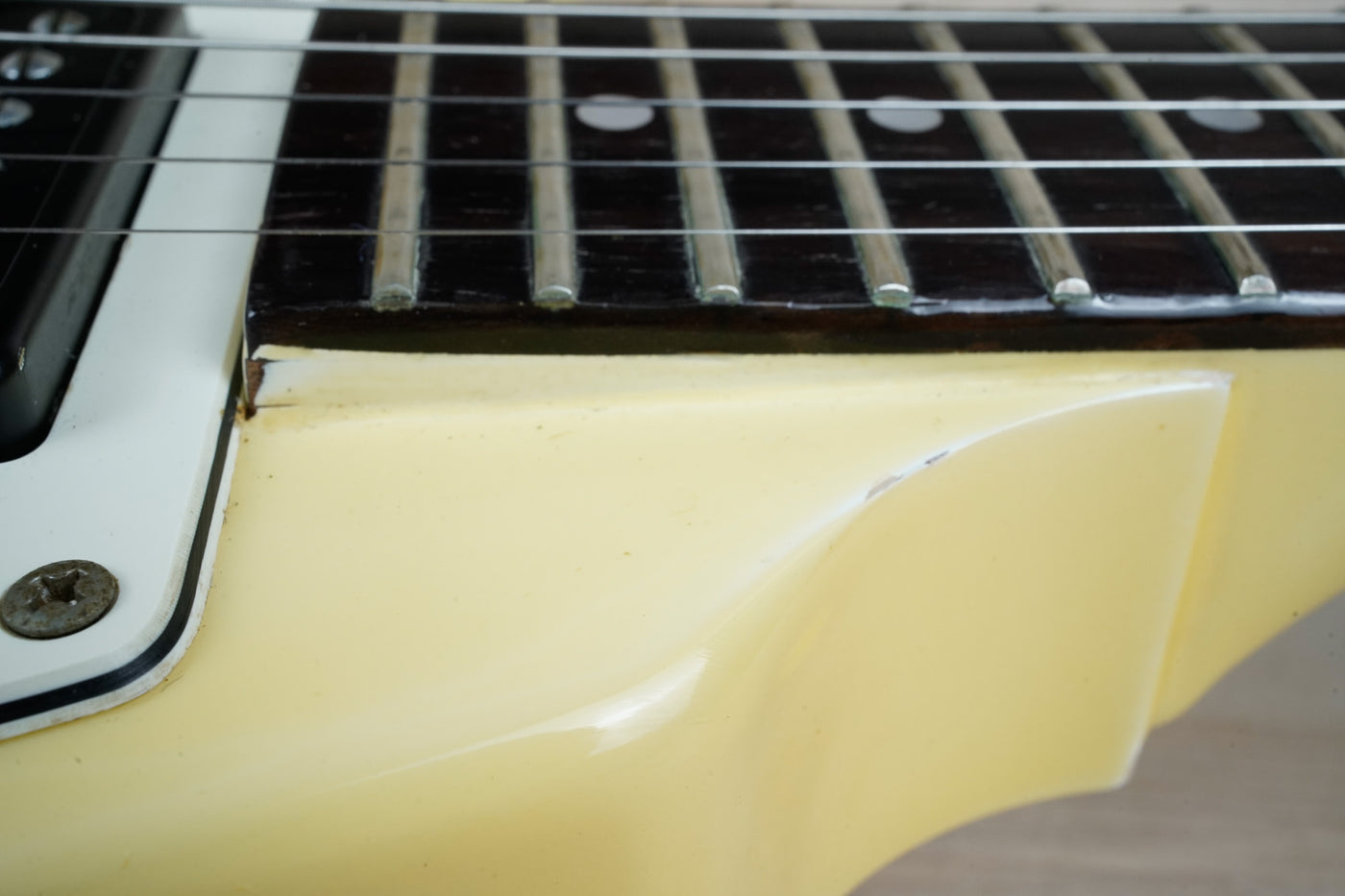 Greco FV600 MIJ 1978 White Vintage Japan '67 Reissue Flying V Style w/ Hard Case