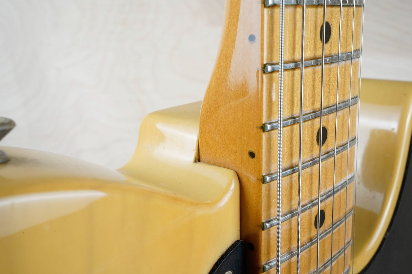 Fender American Vintage '52 Telecaster 1992 Butterscotch Blonde AVRI USA w/ OHSC