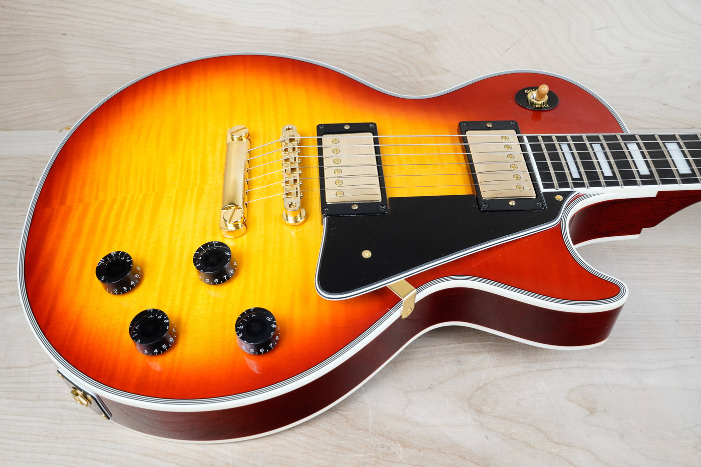 Tokai Love Rock Custom LC224S MIJ 2022 Cherry Sunburst Made in Japan Flame Top w/ OHSC