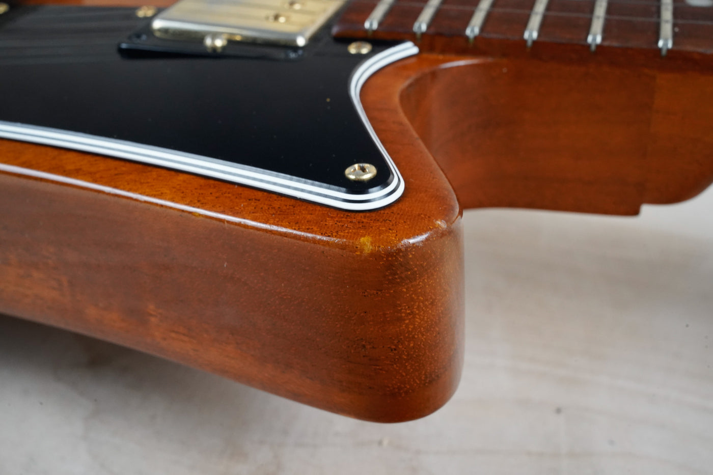 Gibson Moderne XL 2012 Translucent Amber w/ OHSC