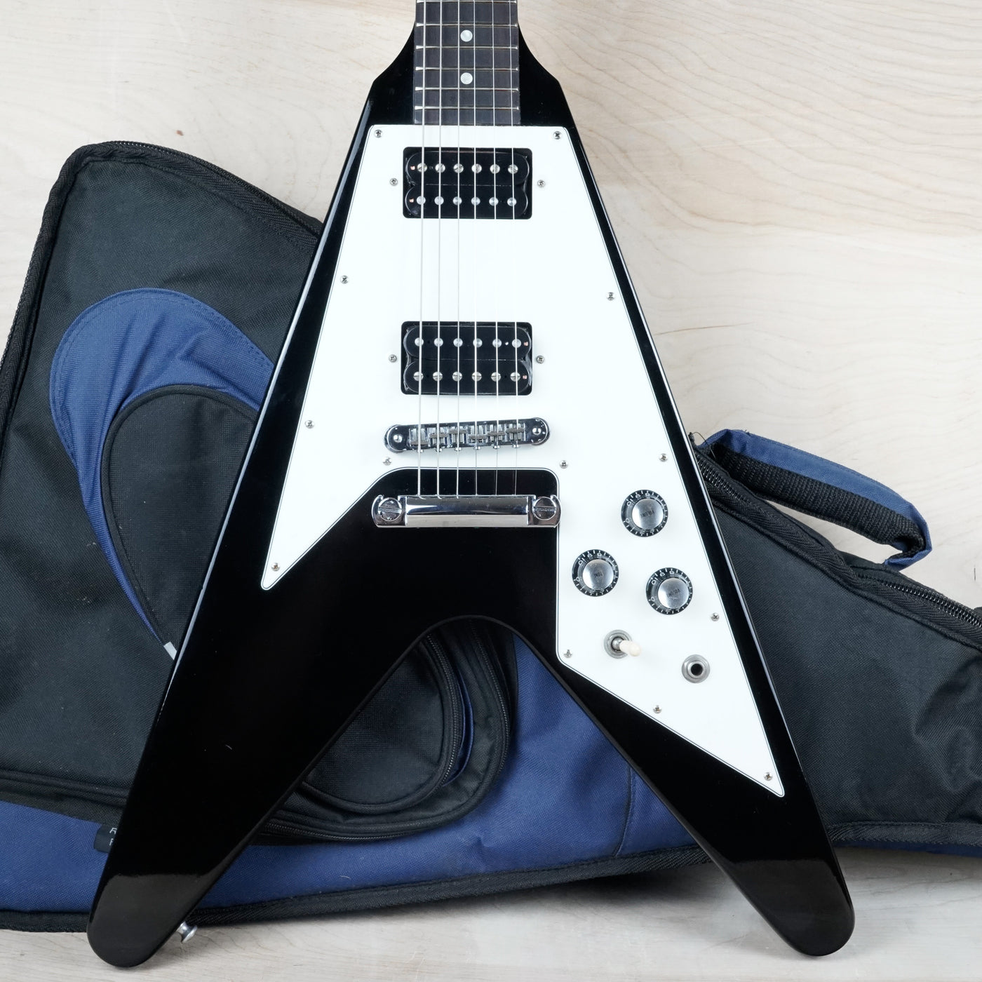 Gibson Flying V Factor X 2005 Ebony '67 Reissue w/ Bag