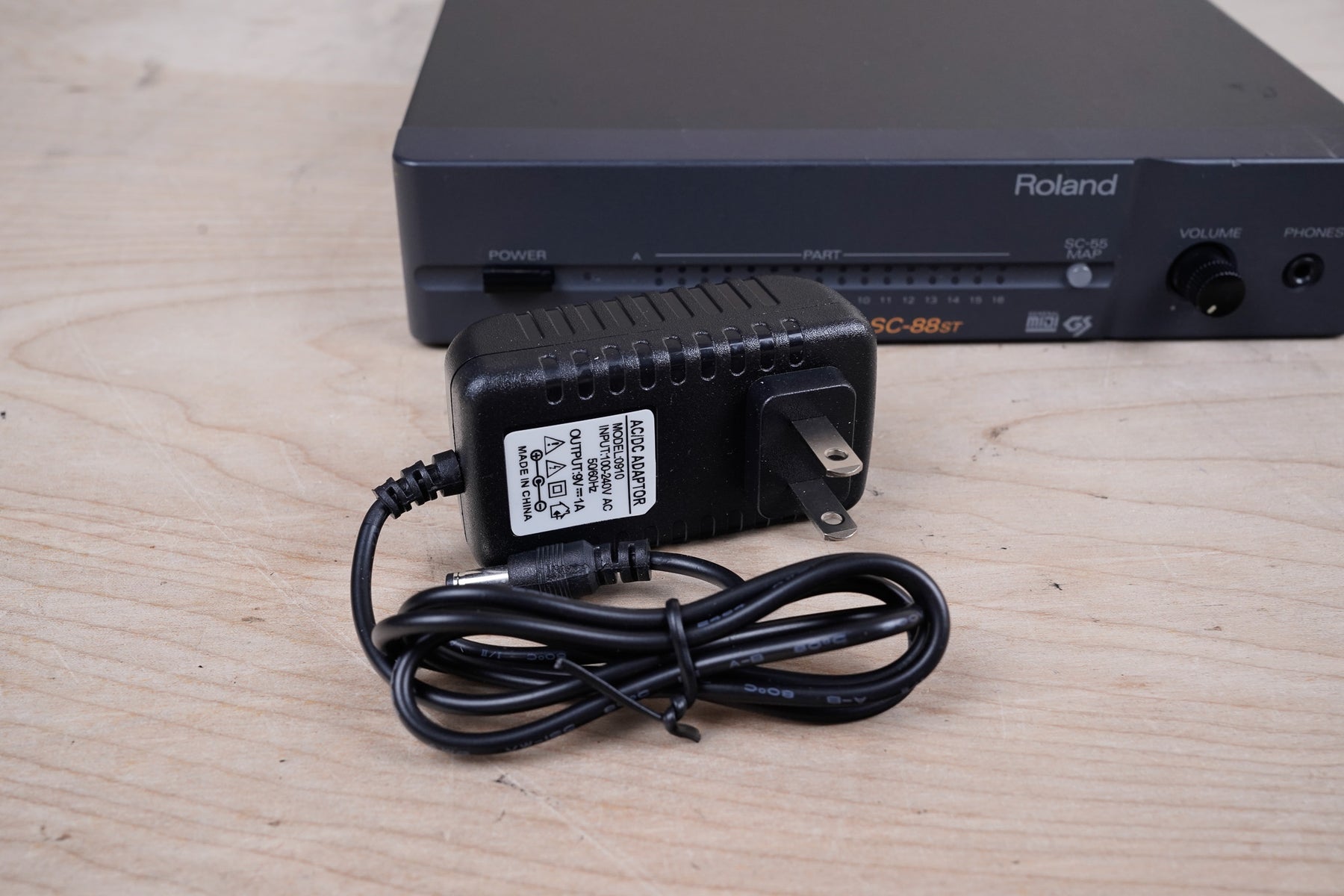 Older Roland Sound Module Roland Sound Canvas SC-88ST 1996 Desktop MIDI Sound Module – A Flash ...