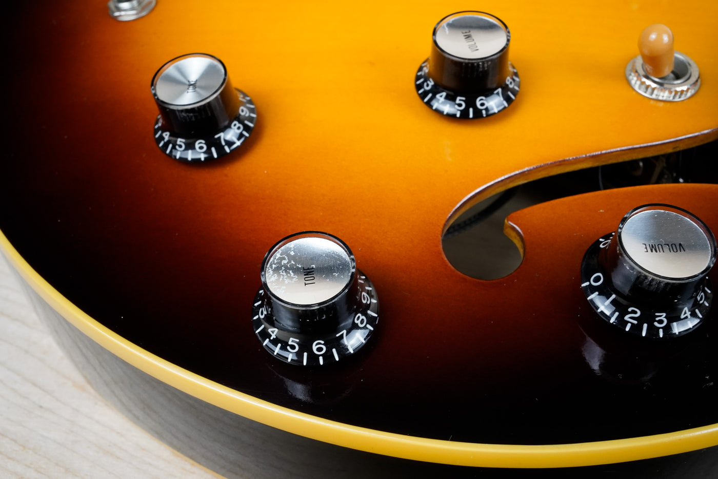 ESP Edwards E-SA-118LT Semi-Hollowbody MIJ 2006 Tobacco Sunburst Lacquer Touch Finish Seymour Duncan Pickups Japan w/ OHSC