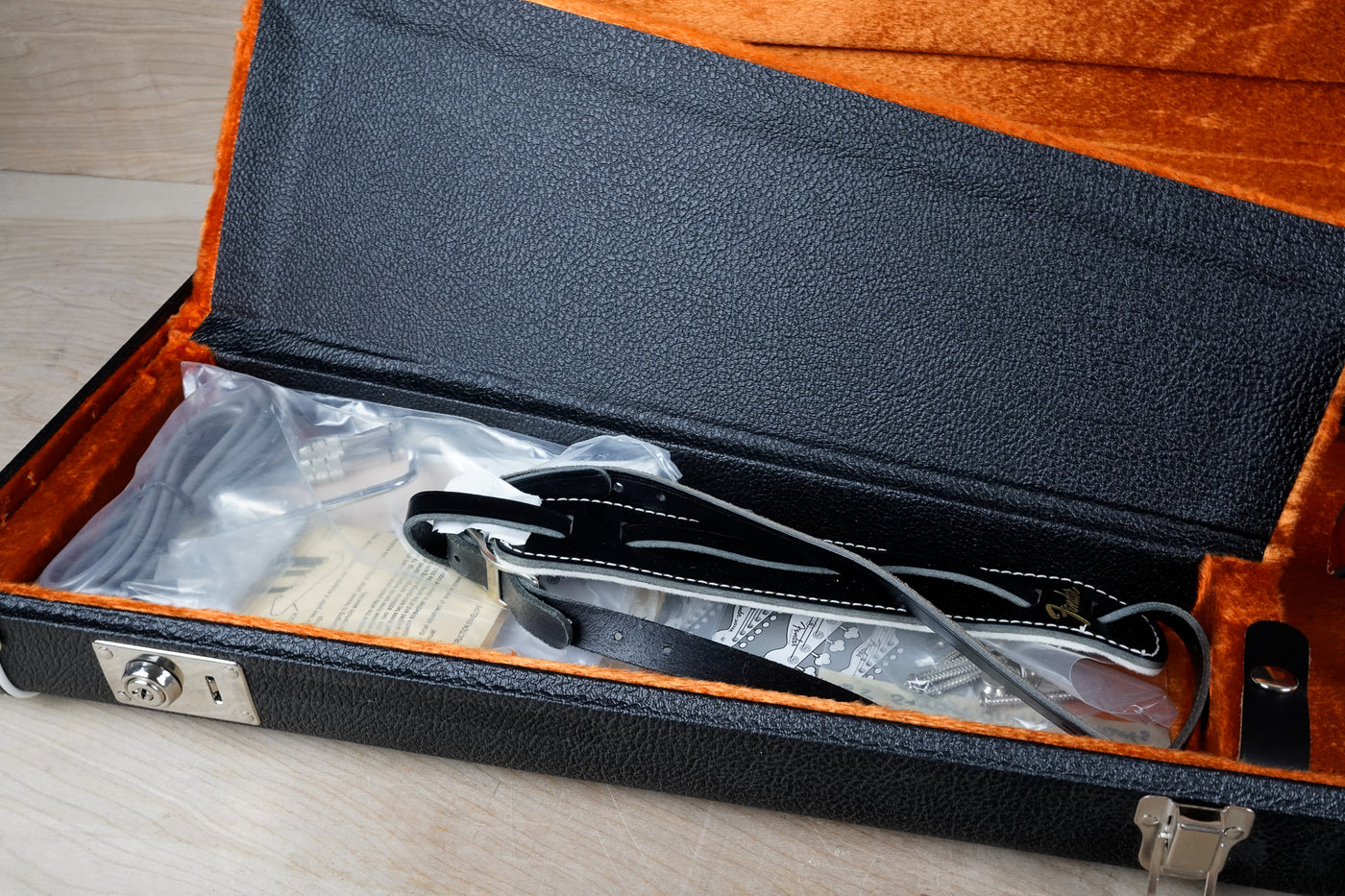 Fender American Vintage '65 Reissue Stratocaster w/ Fender '59 Reissue Neck 2013 Shoreline Gold AVRI w/ OHSC