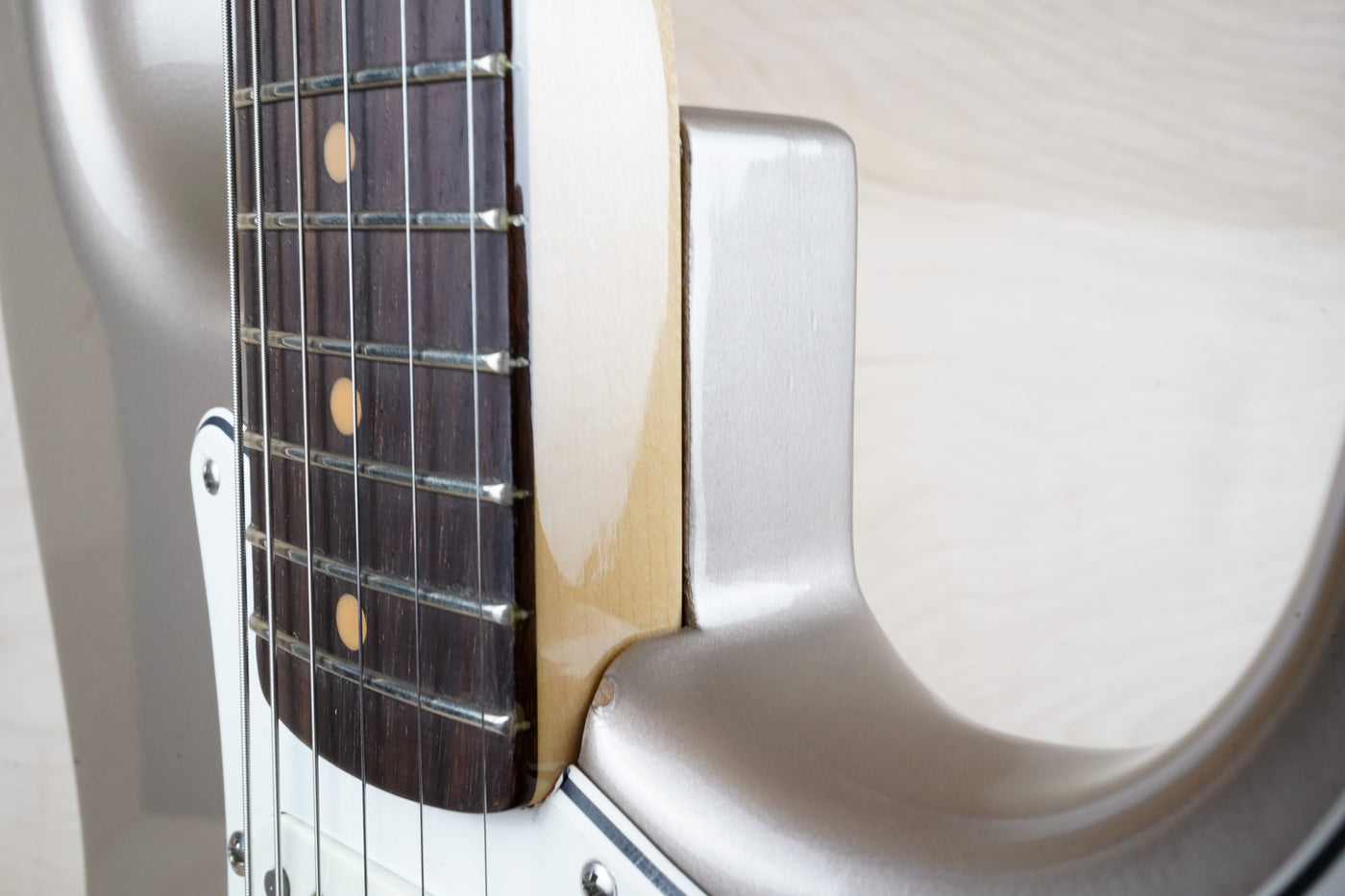 Fender American Vintage '65 Reissue Stratocaster w/ Fender '59 Reissue Neck 2013 Shoreline Gold AVRI w/ OHSC