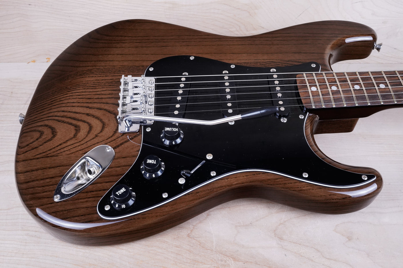 Fender ST71-ASH/WAL Stratocaster MIJ 2014 Walnut Japan w/ Bag