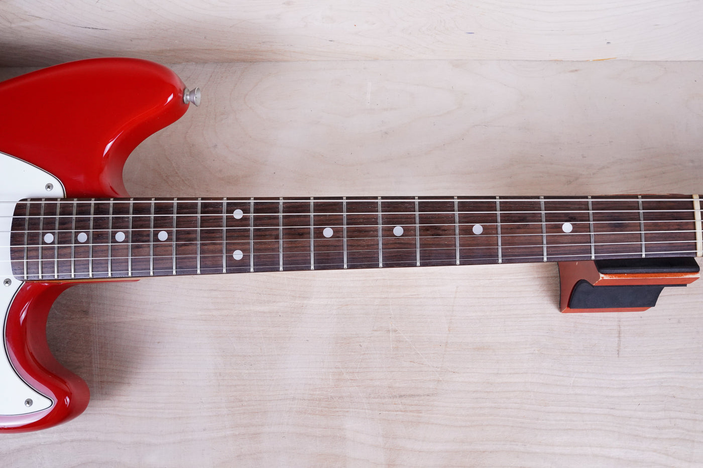 Fender MG-69 Mustang Reissue MIJ 2010 Red Matching Headstock Japan w/ Bag