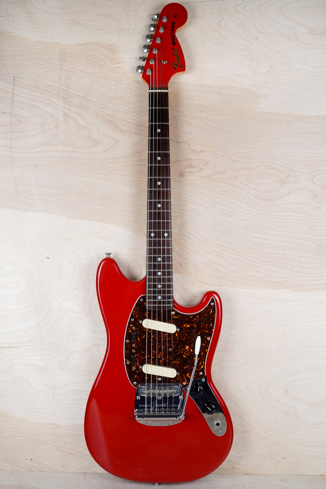 Fender MG-69 Mustang '69 Reissue MIJ 2010 Red w/ Matching