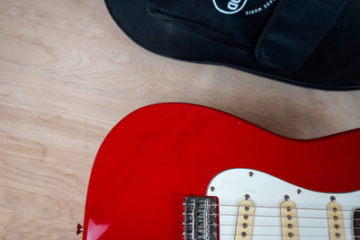 Fender "Squier Series" Standard Stratocaster 1992 Torino Red Made in Korea MIK w/ Bag