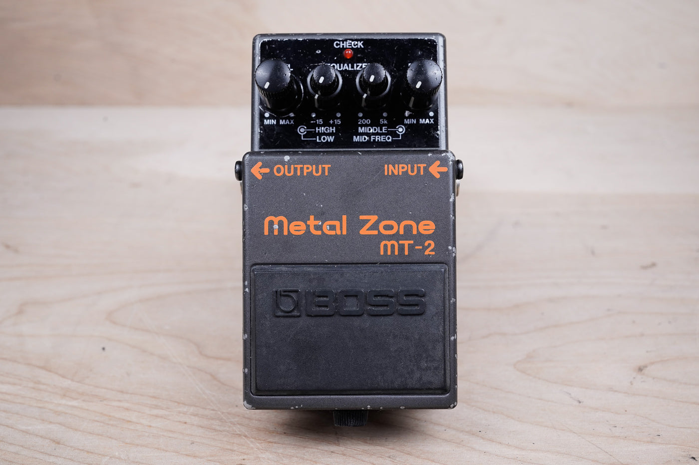 Boss MT-2 Metal Zone (Silver Label) 1995 Black Made in Taiwan