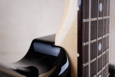 Fender 2025 Collection Traditional II '60s Jazzmaster 2025 Black w/ Sunburst Competition Stripe MIJ w/ Bag