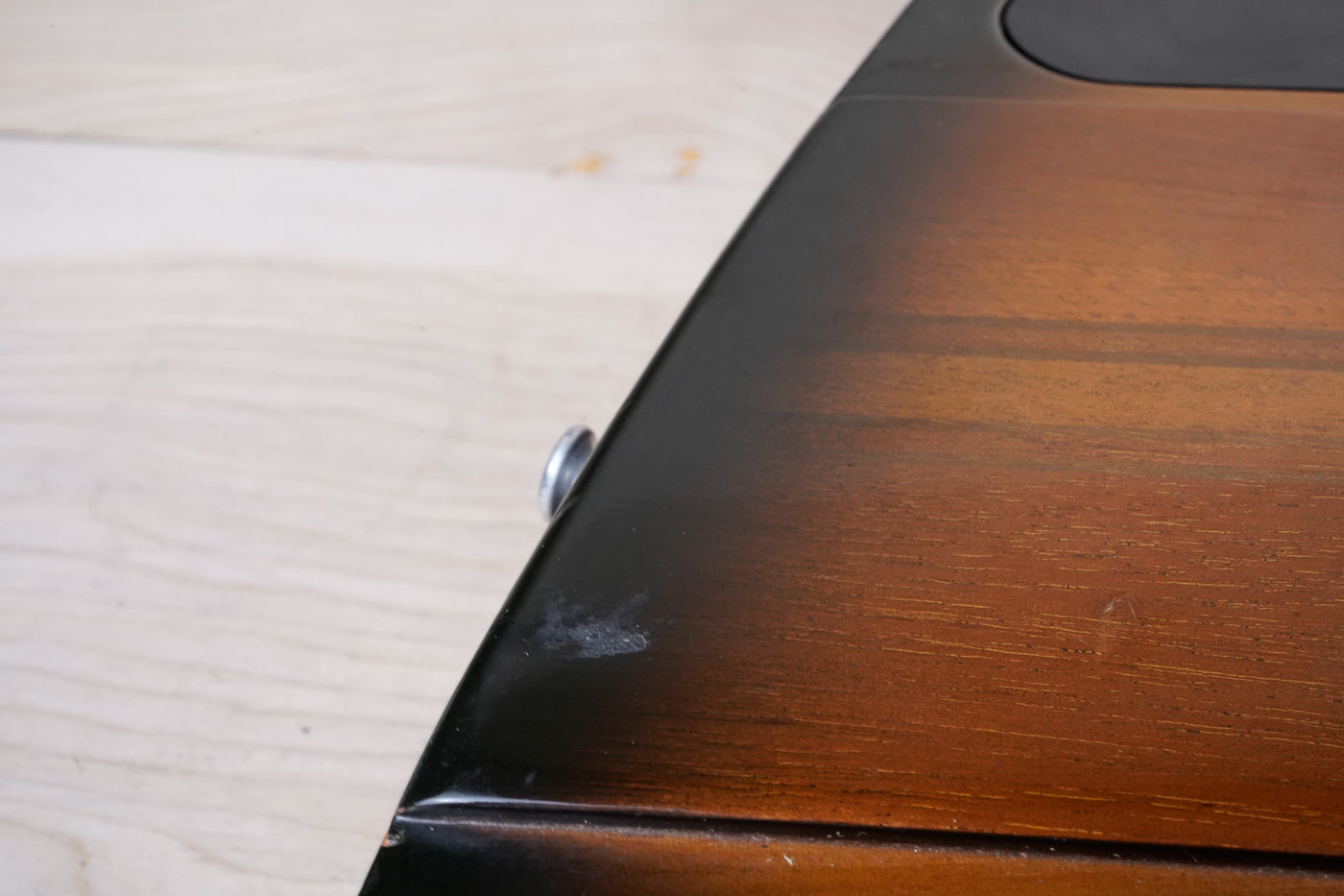 Gibson Thunderbird IV 2005 Vintage Sunburst w/ OHSC