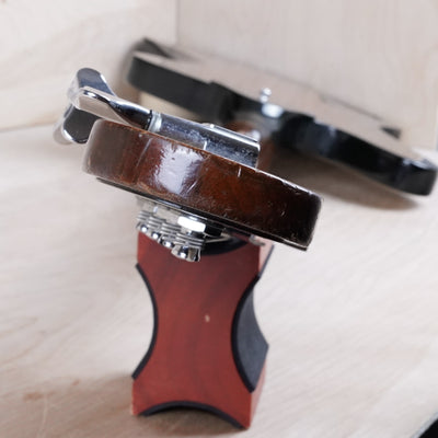 Gibson Thunderbird IV 2005 Vintage Sunburst w/ OHSC