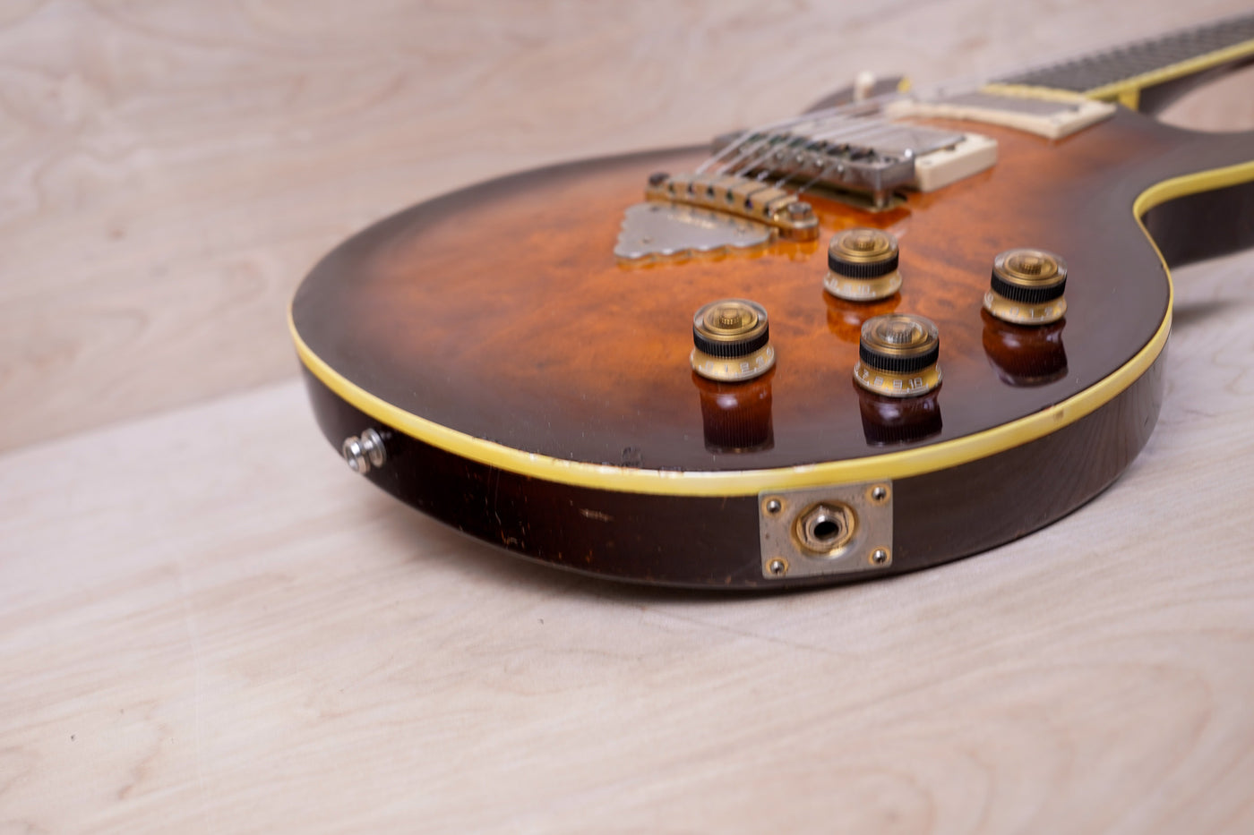 Ibanez 2618 Artist Series Cutaway HH with Dot Inlays MIJ 1979 Antique Violin w/ Hard Case