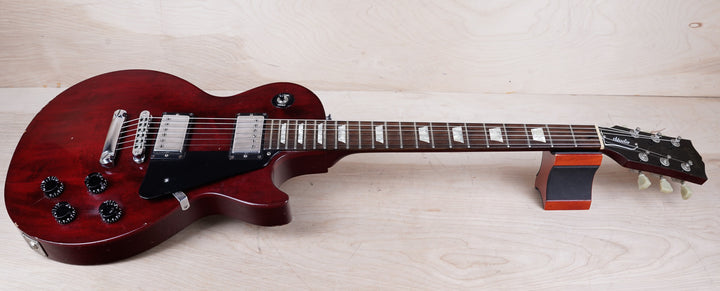 ギブソン　Les Paul Studio Wine Red 1998 1998 Gibson Les Paul Studio Wine Red w/ Gig Bag - Evolution Music