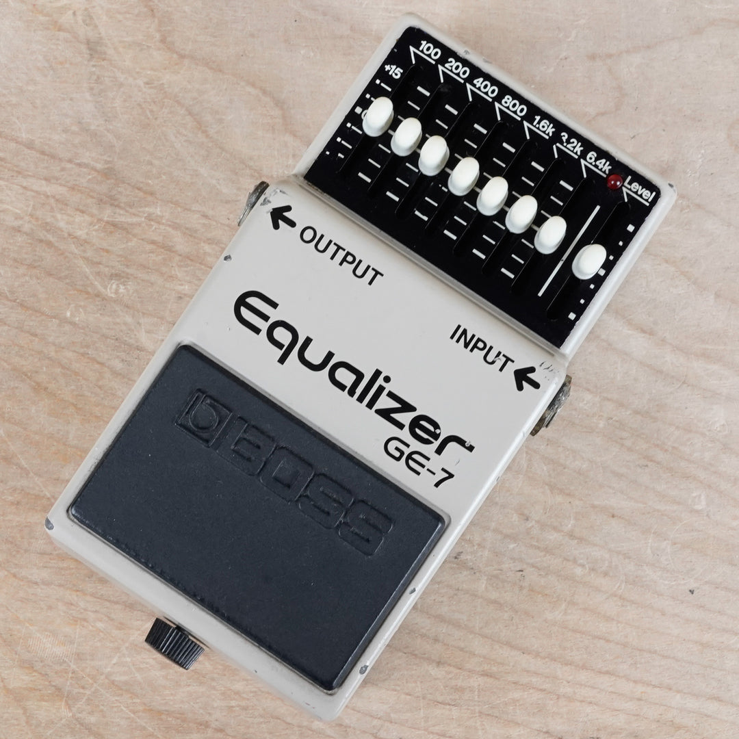 ギター BOSS Equalizer GE-7 Amazon.com: BOSS GE-7 Equalizer | Compact Graphic Equalizer Pedal